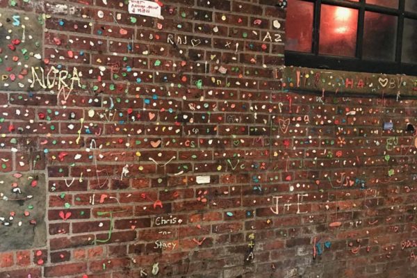 More DNA Samples are Collected at Gum Wall as Tourists rush to Pike Place Market !